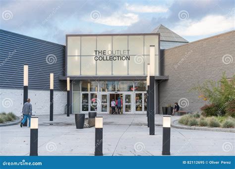 Auburn outlet mall - Find 114 outlet stores at The Outlet Collection Seattle, located in Auburn, Washington. See store list, hours, map, phone, ratings and weekly ads.